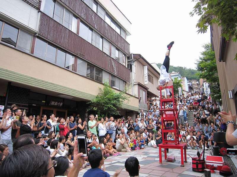 『石段街で大道芸！』今年も開催！　※終了いたしました